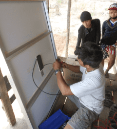 ミャンマー連邦共和国でのソーラーパネル設置事例2