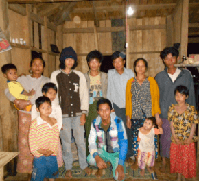 ミャンマー連邦共和国でのソーラーパネル設置事例11