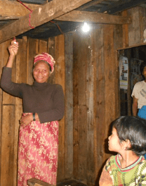 ミャンマー連邦共和国でのソーラーパネル設置事例12